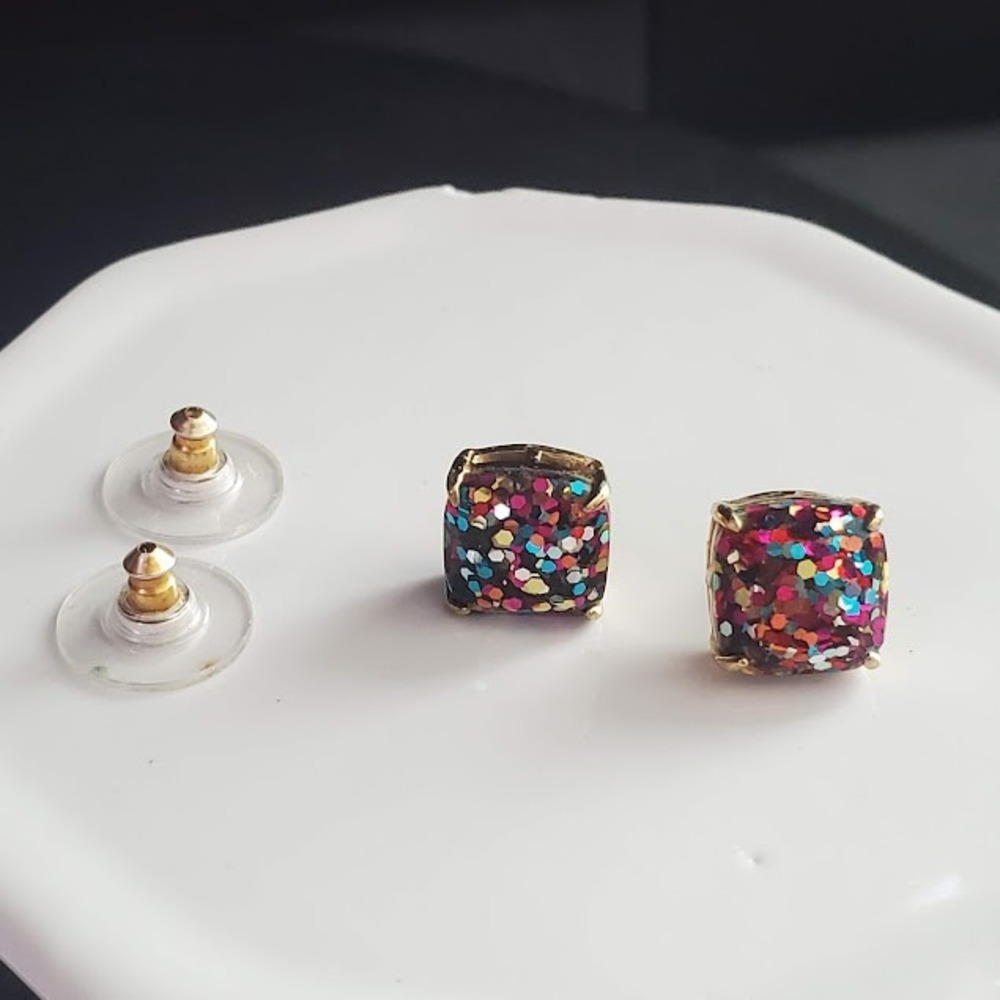 Kate Spade New York Small Gumdrop Stud Earrings Multi Glitter Gold Tone - Picture 8 of 8